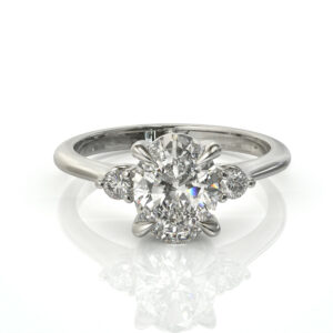 טבעת אובל קלאסית דגם: אמילי