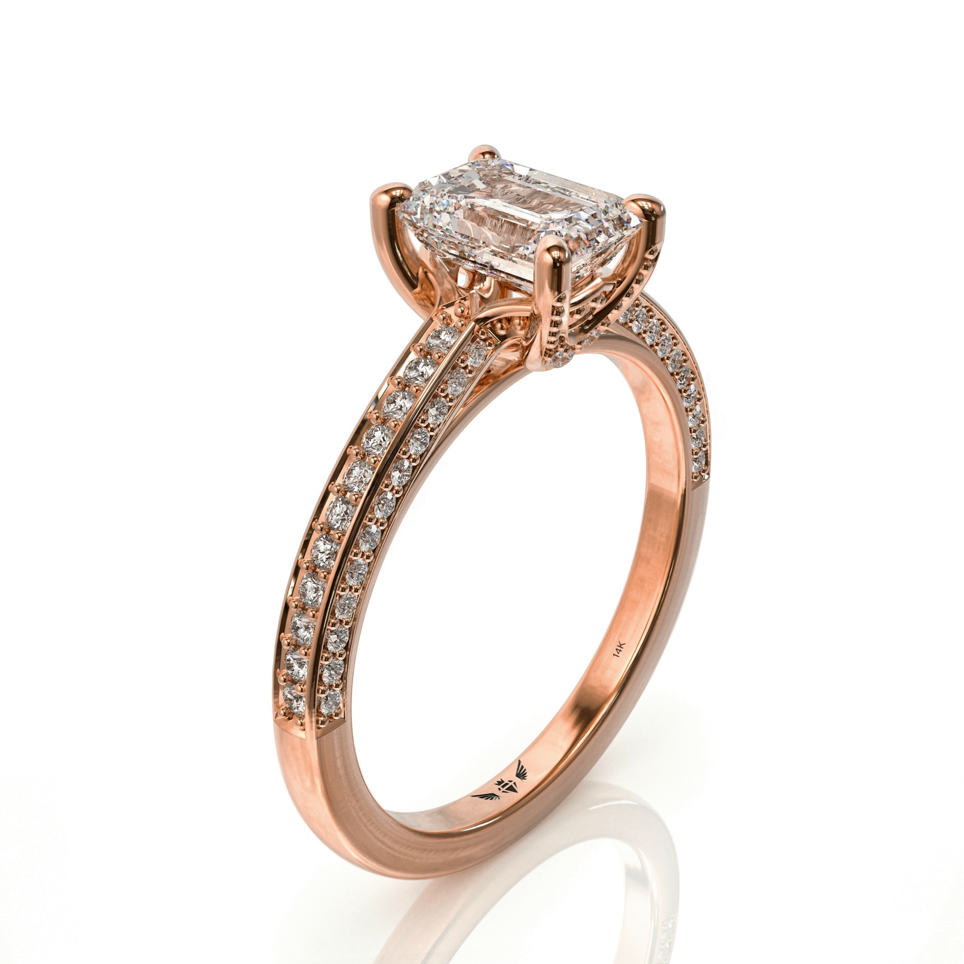 טבעת אירוסין יהלום אמרלד עשויה זהב דגם: אשלי