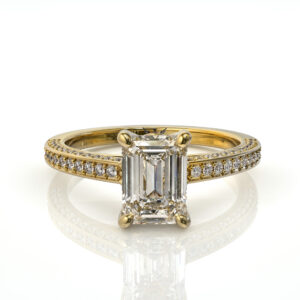 טבעת אירוסין יהלום אמרלד עשויה זהב דגם: אשלי