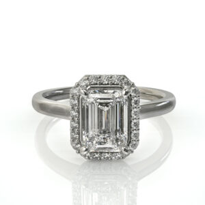 טבעת יהלום אמרלד והיילו יהלומים דגם: Maya