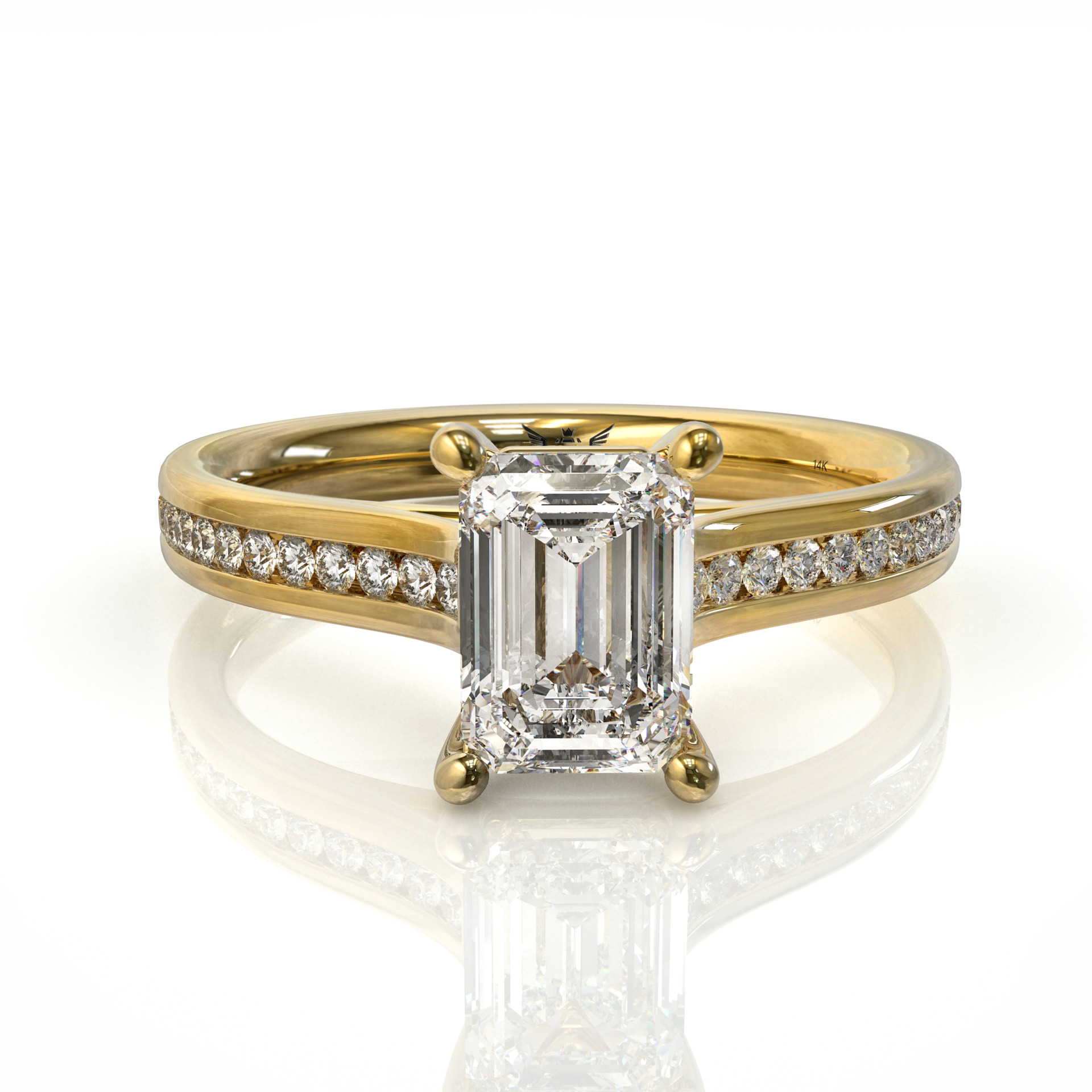 טבעת אירוסין יהלום אמרלד ושורת יהלומים דגם: גלי