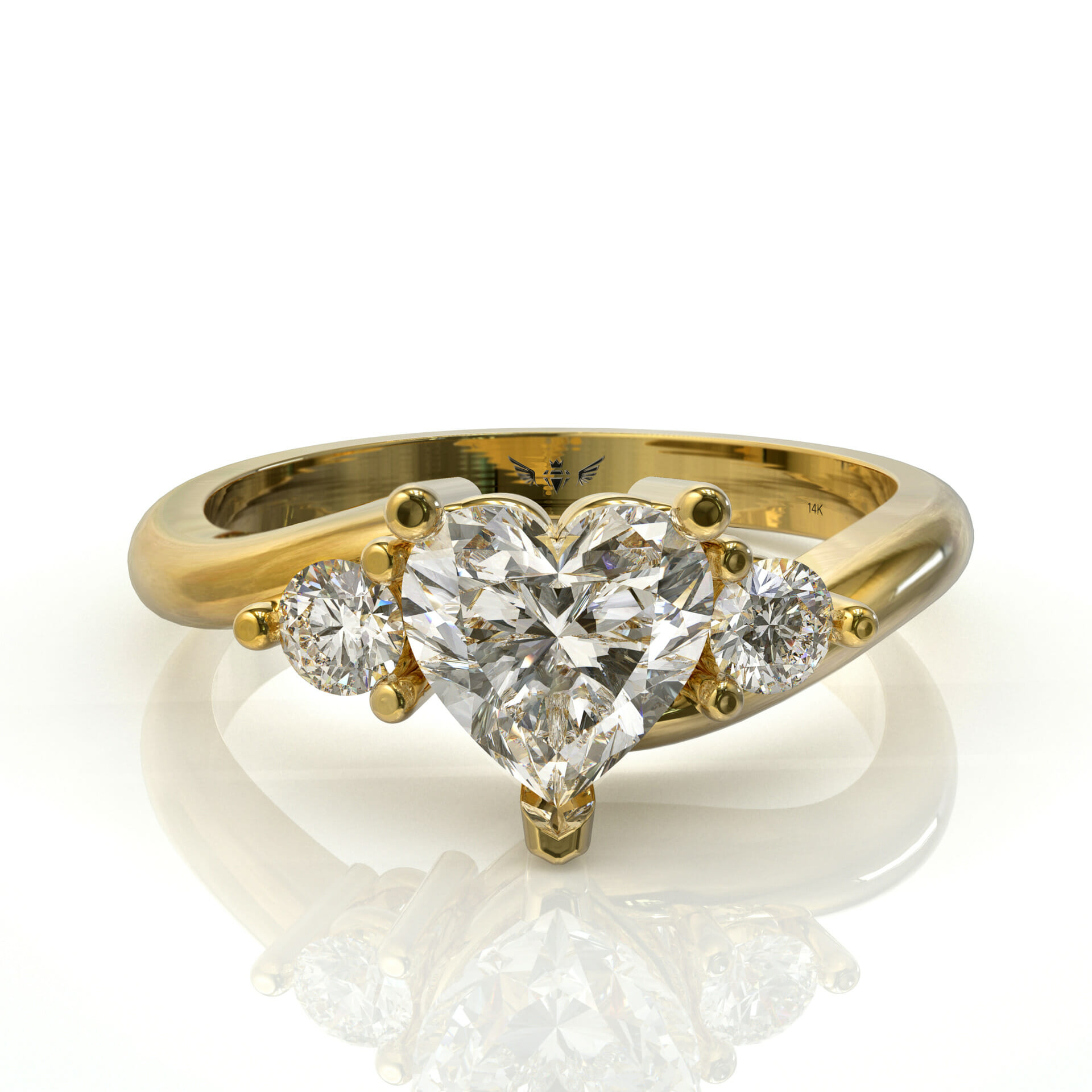 טבעת אירוסין יהלום לב ושני יהלומים בצדדים דגם: אמילי