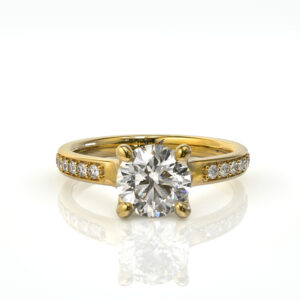 טבעת אירוסין זהב משובצת יהלומים טבעיים דגם: Kim