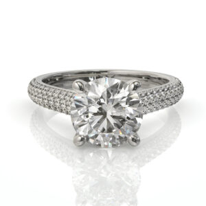 טבעת אירוסין מושלמת משובצת יהלומים דגם: קלייר