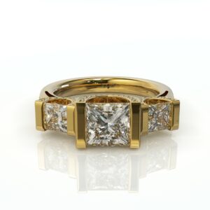  טבעת יוקרתית משובצת שורת יהלומים פרינסס דגם: קלואי