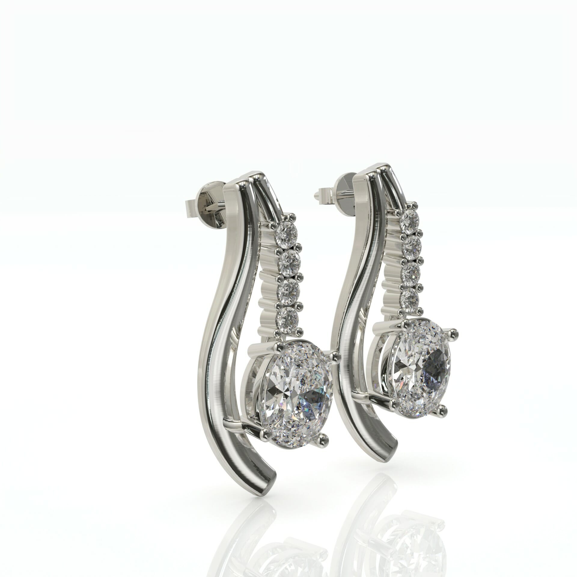 עגיל טוויסט ושורת יהלומים טבעיים דגם: Joanna