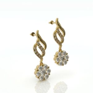 עגילי פרח להבה משובצים יהלומים דגם: Alaya