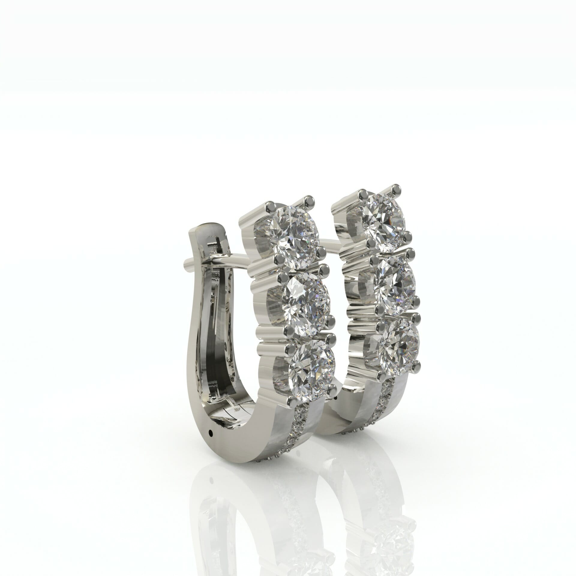 עגילי קליפס ושורת יהלומים נוצצים דגם: Ela